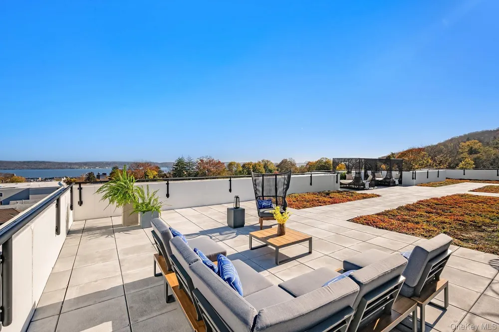 7 S Highland Avenue #301 Nyack, NY 10960