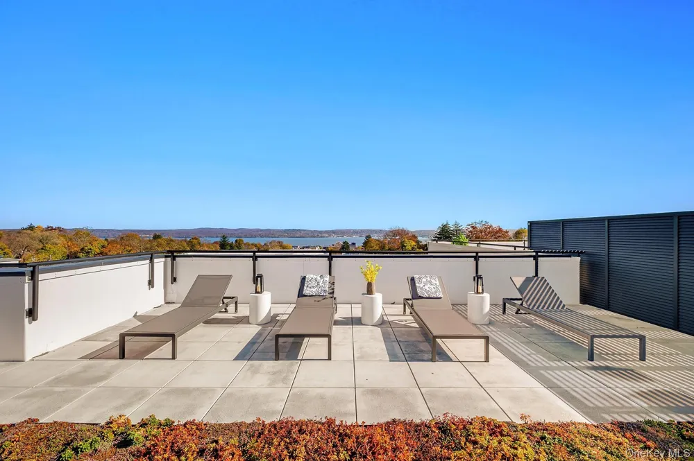 7 S Highland Avenue #301 Nyack, NY 10960