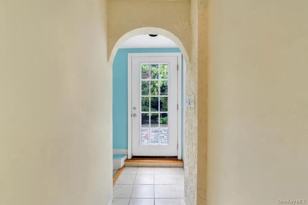 214 1st Street Saint James, NY 11780