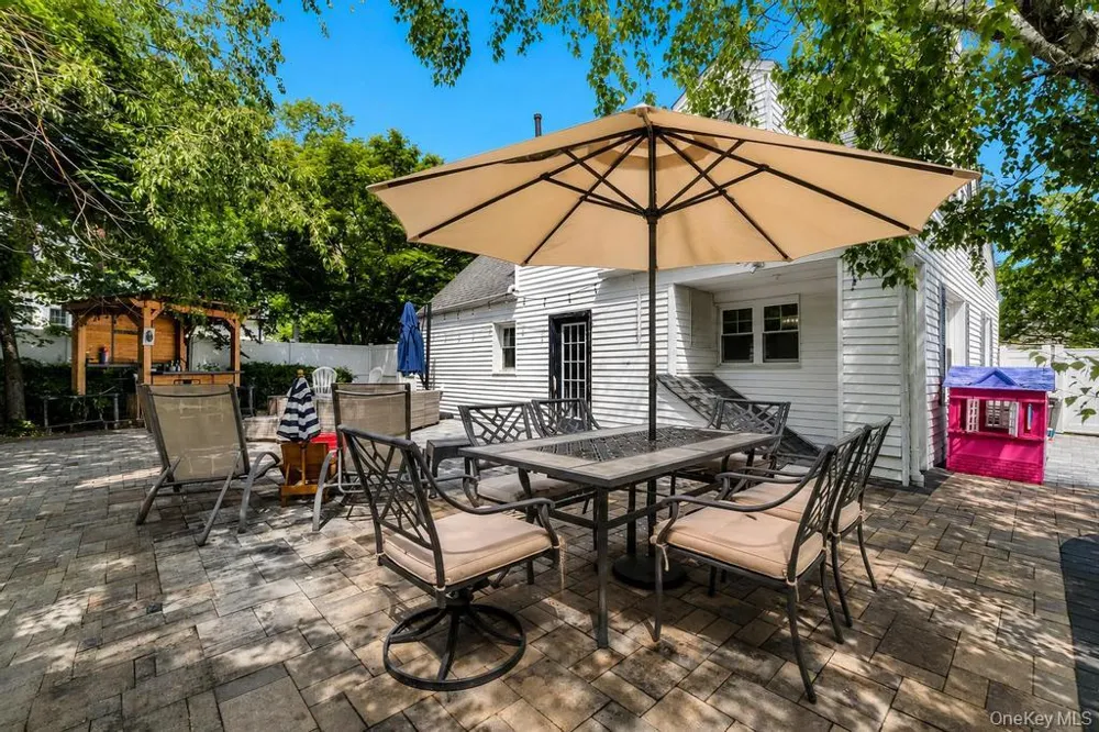 214 1st Street Saint James, NY 11780