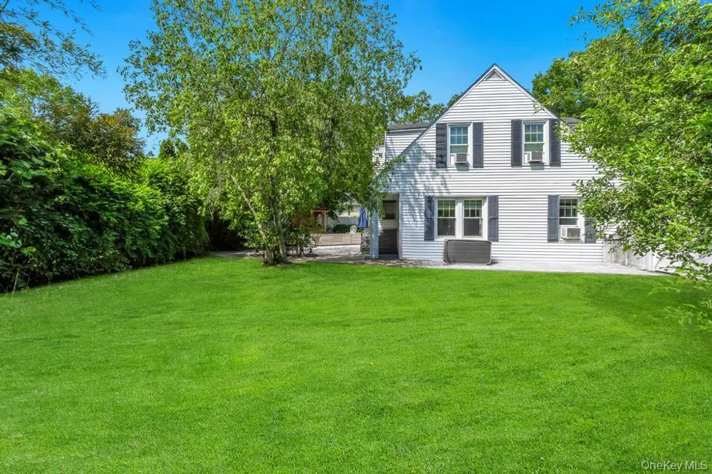 214 1st Street Saint James, NY 11780