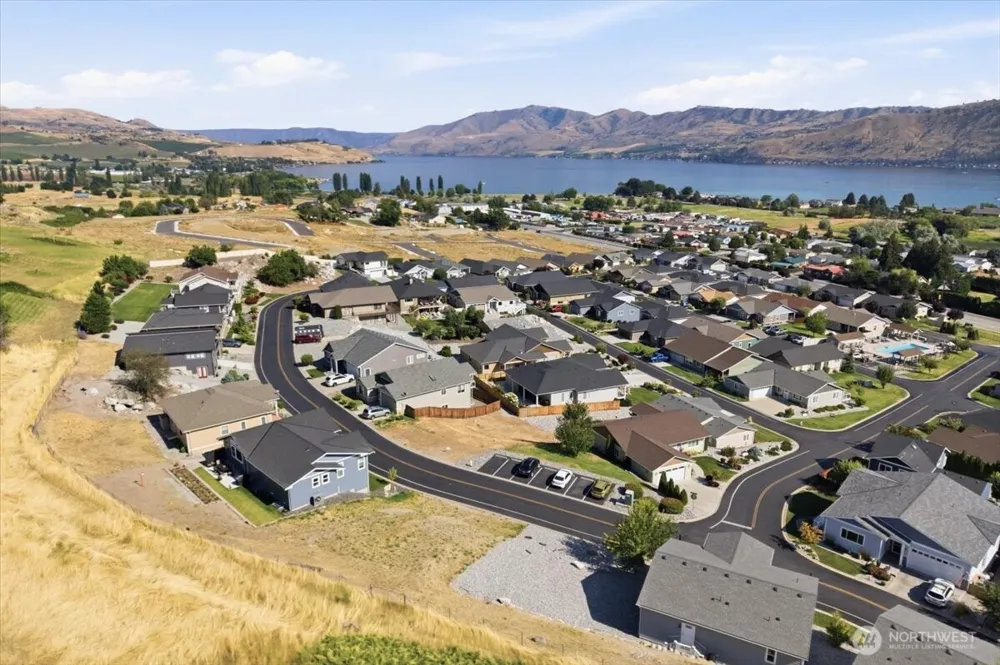 515 Village Drive Manson, WA 98831