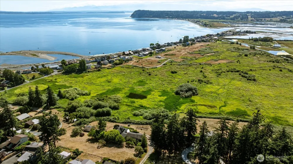 6054 Snapdragon Lane Clinton, WA 98236