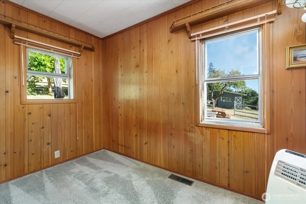 6054 Snapdragon Lane Clinton, WA 98236
