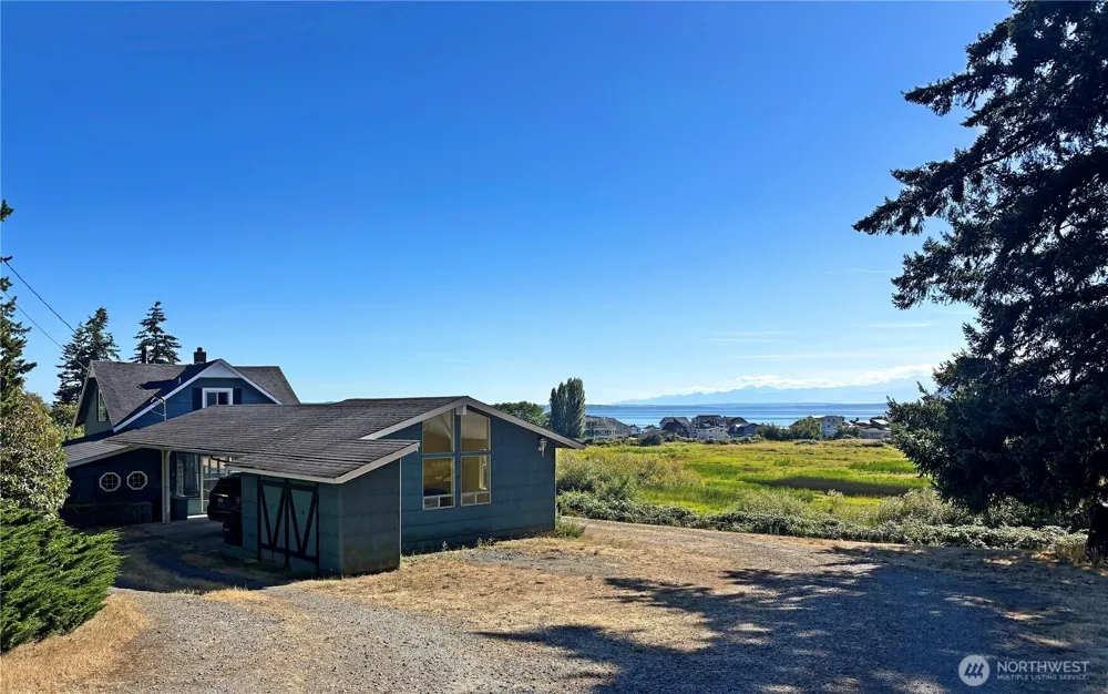 6054 Snapdragon Lane Clinton, WA 98236