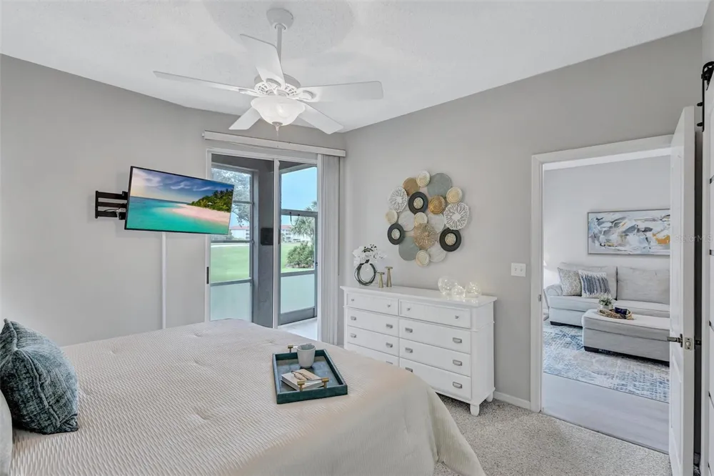 9620 CLUB SOUTH CIRCLE #5107 Sarasota, FL 34238