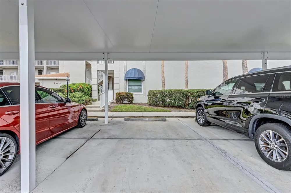 9620 CLUB SOUTH CIRCLE #5107 Sarasota, FL 34238