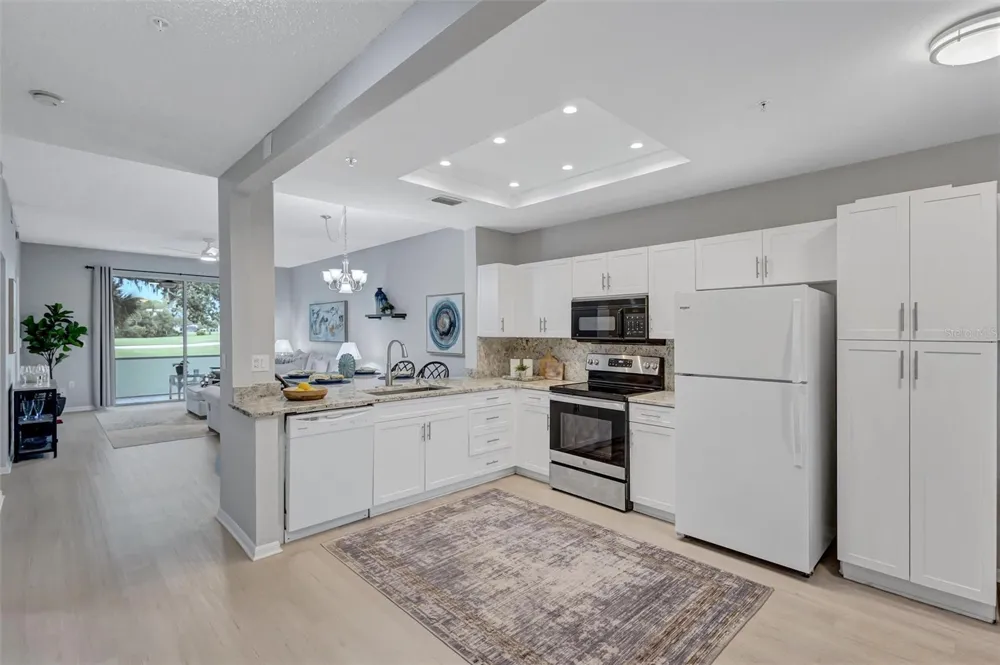9620 CLUB SOUTH CIRCLE #5107 Sarasota, FL 34238