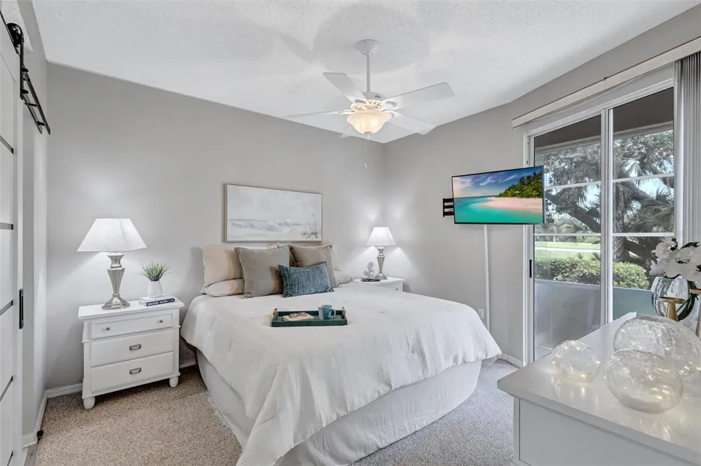 9620 CLUB SOUTH CIRCLE #5107 Sarasota, FL 34238