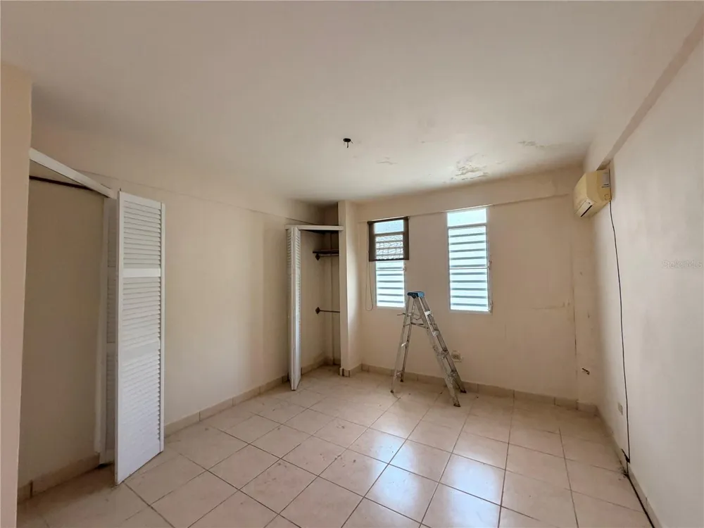 Calle E E #190 Dorado, PR 00646