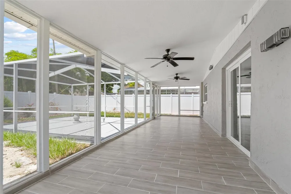 4828 22ND AVENUE St Petersburg, FL 33713