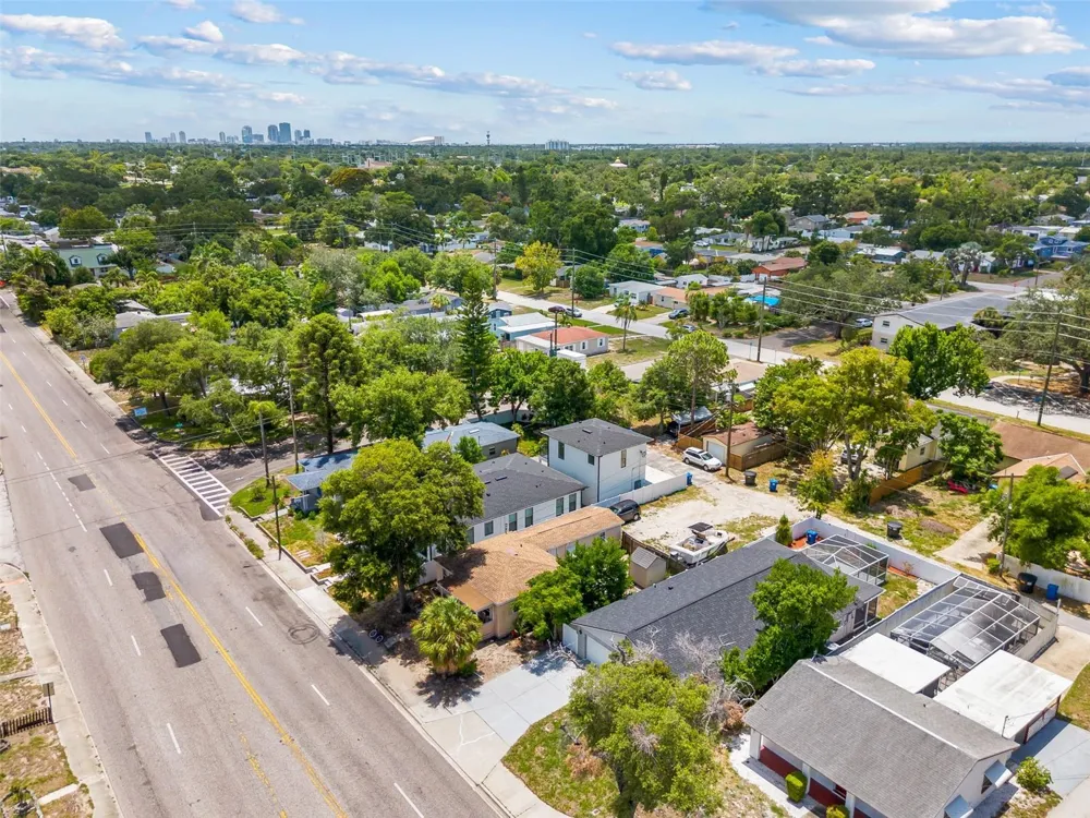 4828 22ND AVENUE St Petersburg, FL 33713