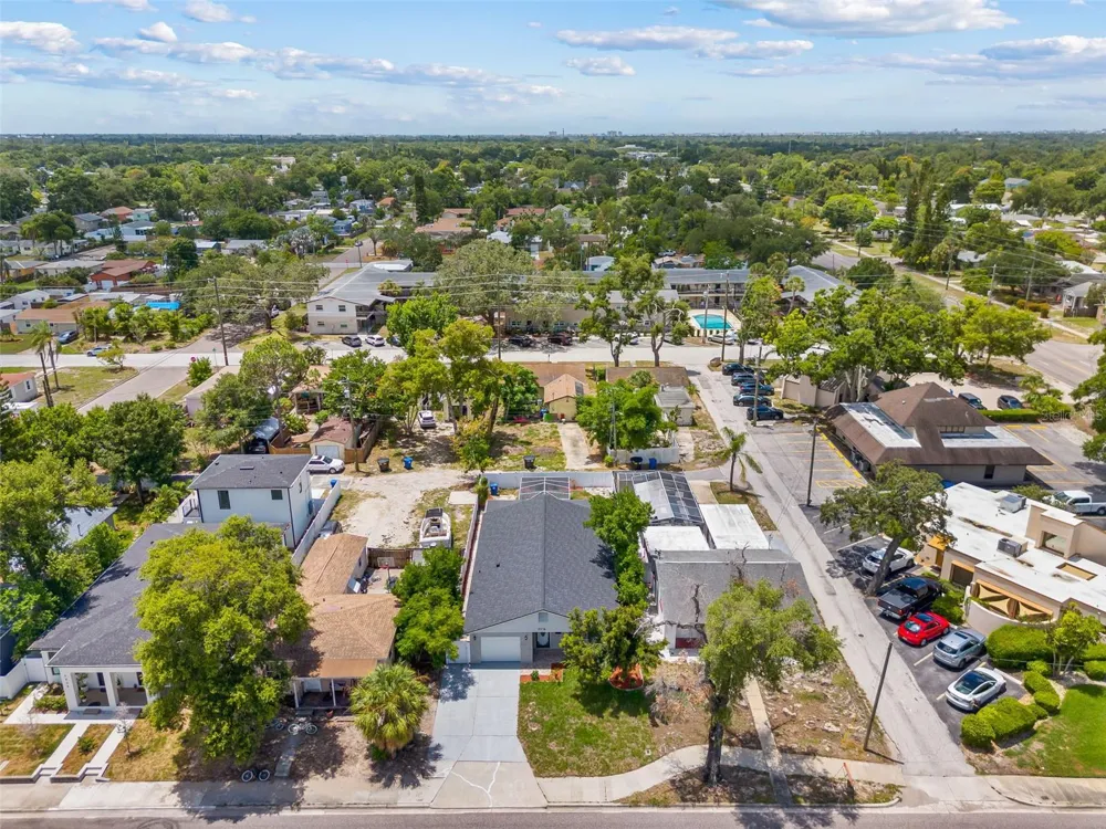 4828 22ND AVENUE St Petersburg, FL 33713