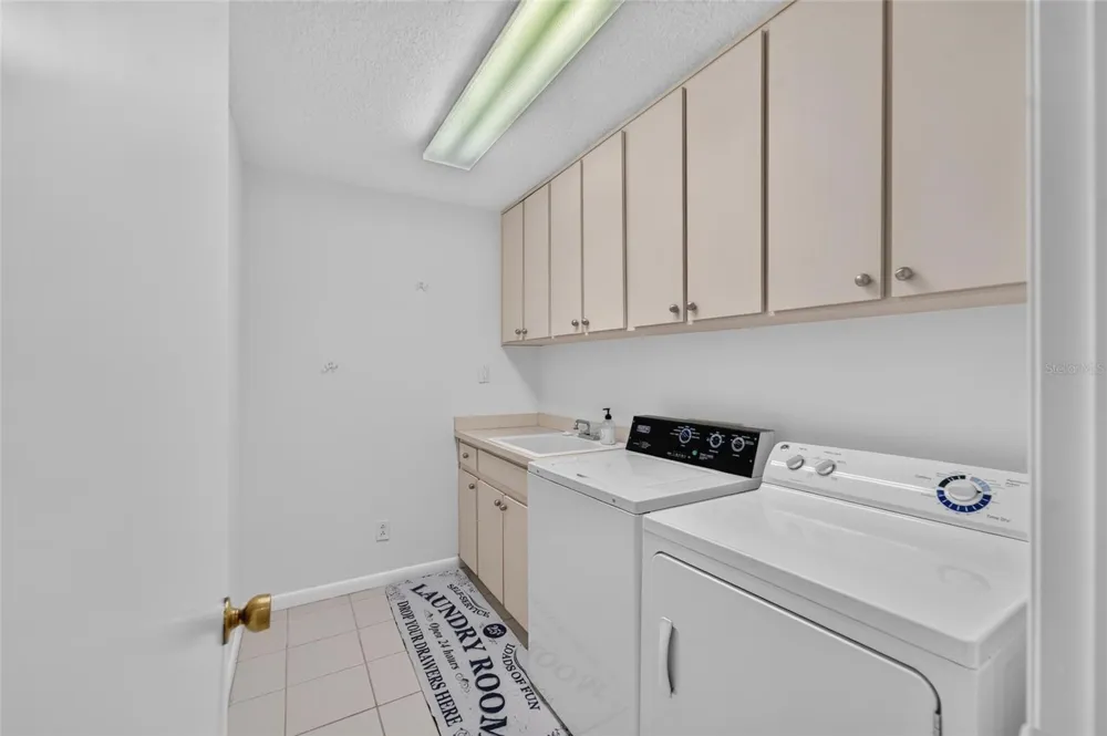 14015 SHADY SHORES DRIVE Tampa, FL 33613