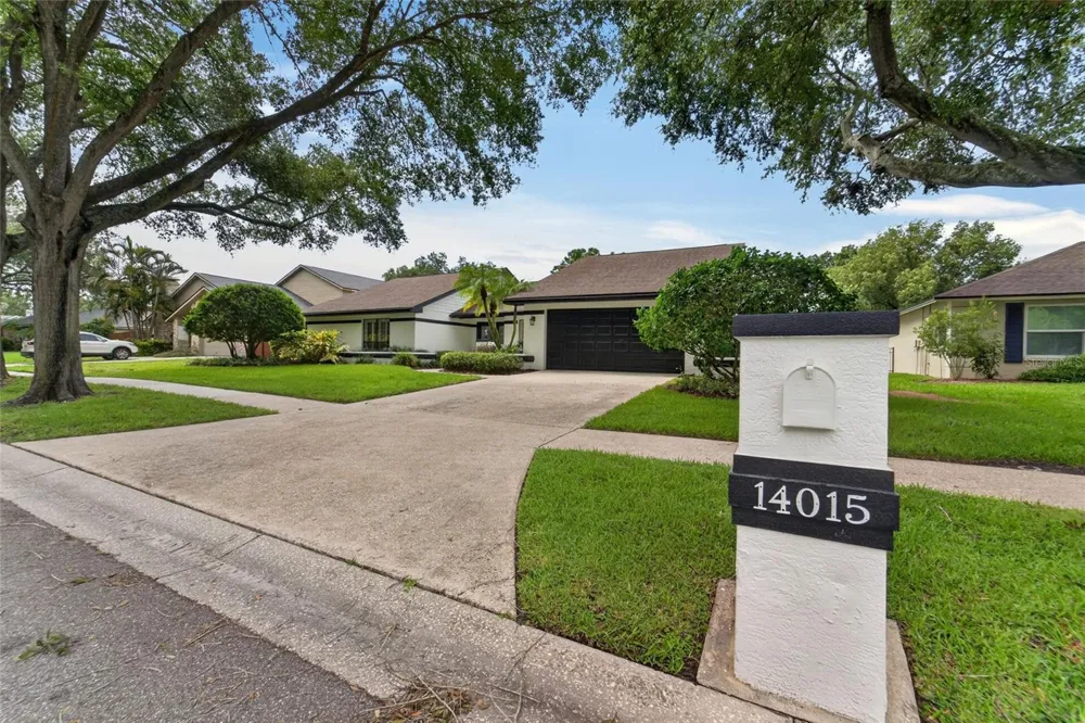 14015 SHADY SHORES DRIVE Tampa, FL 33613