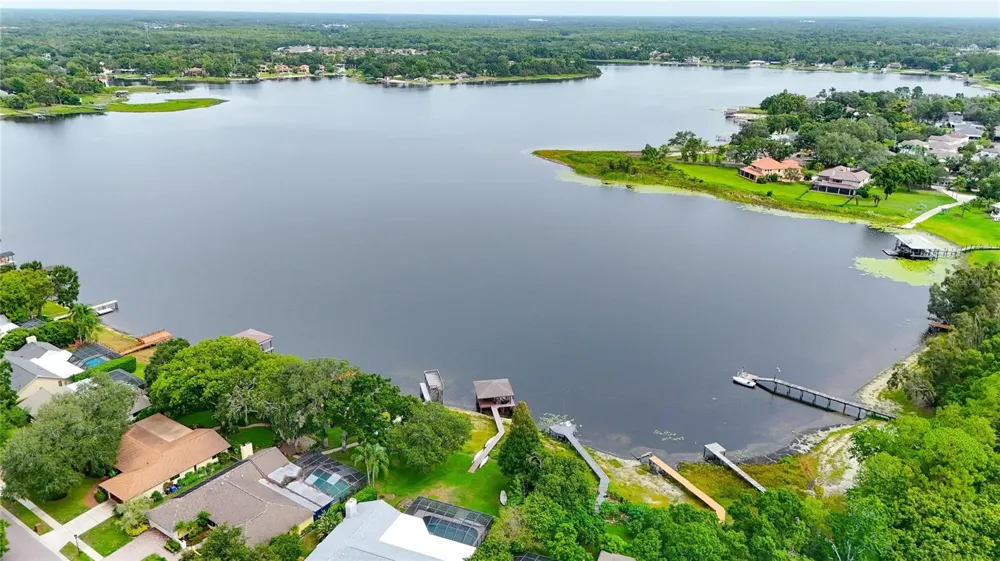14015 SHADY SHORES DRIVE Tampa, FL 33613