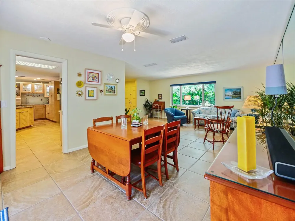 5701 CROSS FOX LANE Oviedo, FL 32765