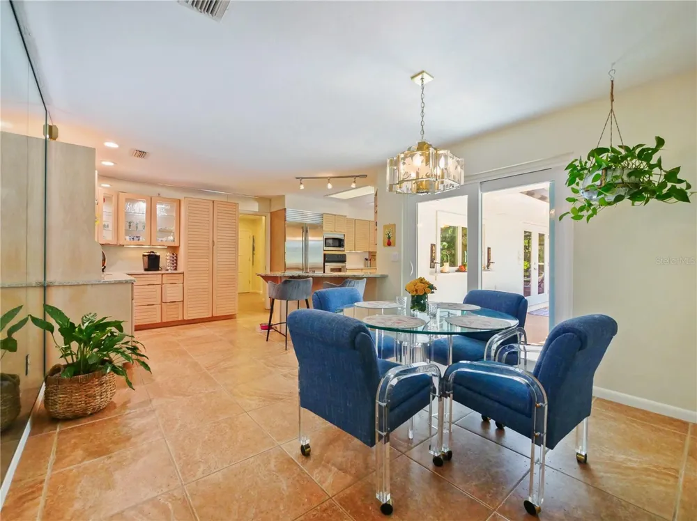 5701 CROSS FOX LANE Oviedo, FL 32765
