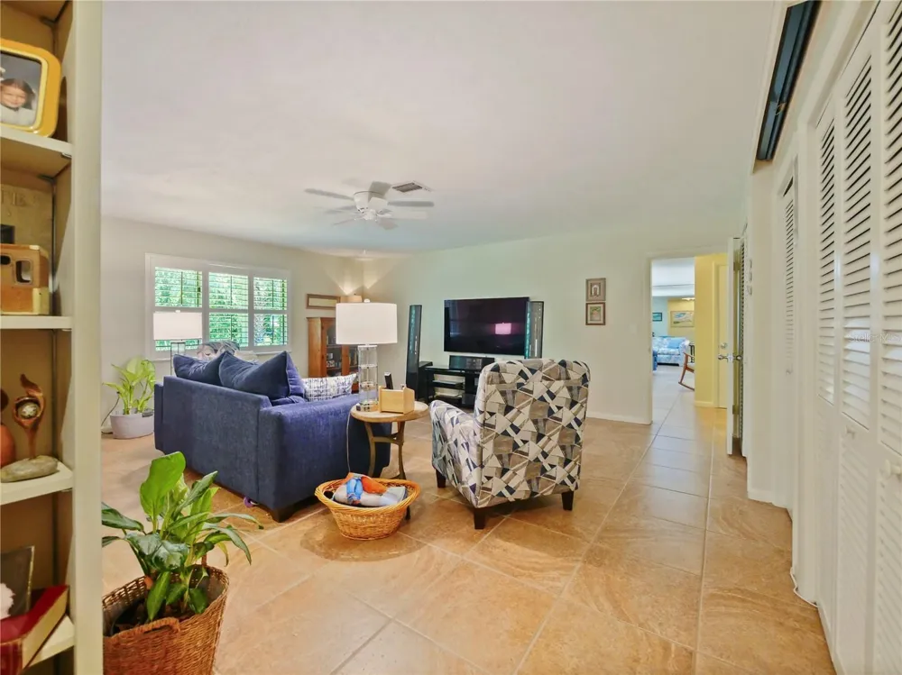 5701 CROSS FOX LANE Oviedo, FL 32765