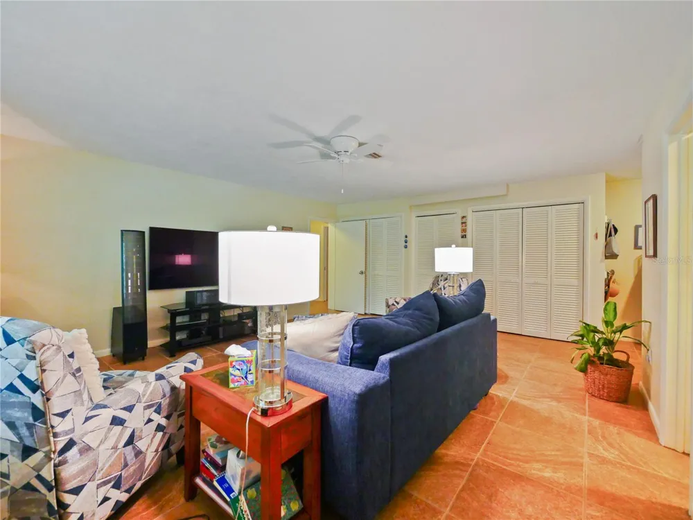 5701 CROSS FOX LANE Oviedo, FL 32765