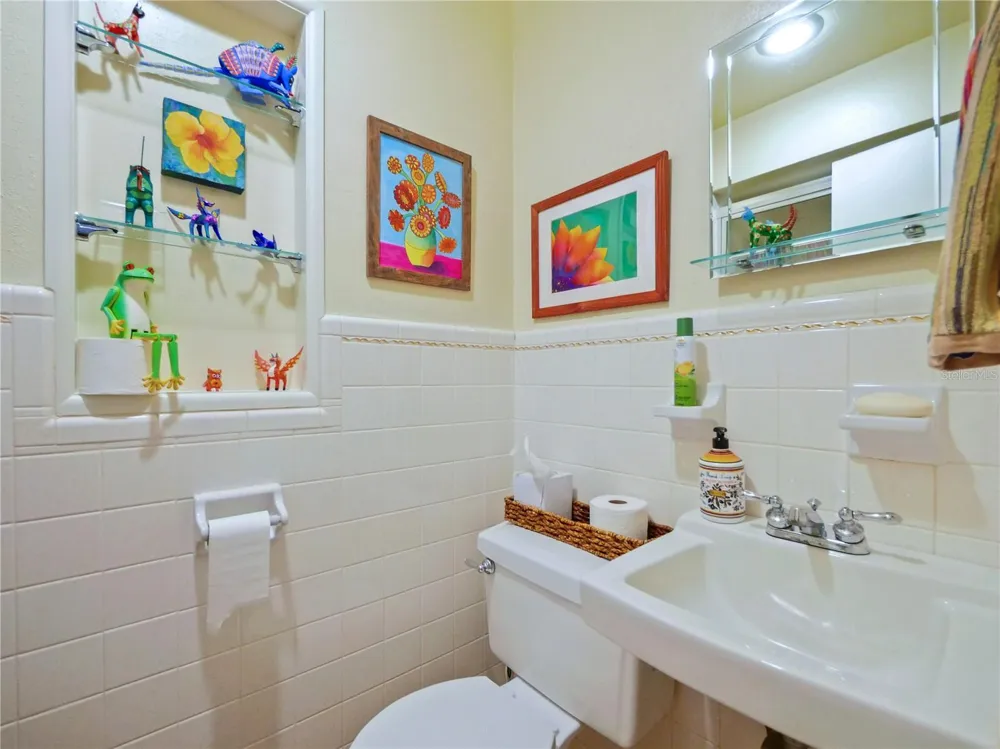 5701 CROSS FOX LANE Oviedo, FL 32765