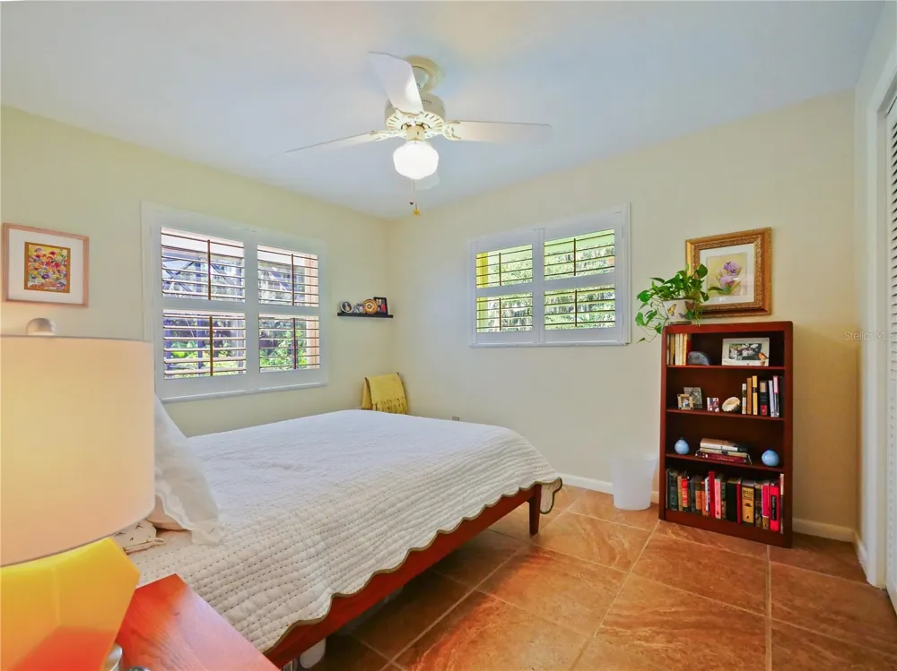 5701 CROSS FOX LANE Oviedo, FL 32765