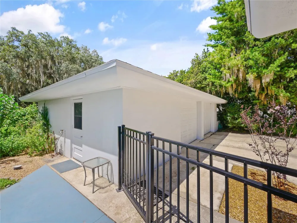 5701 CROSS FOX LANE Oviedo, FL 32765