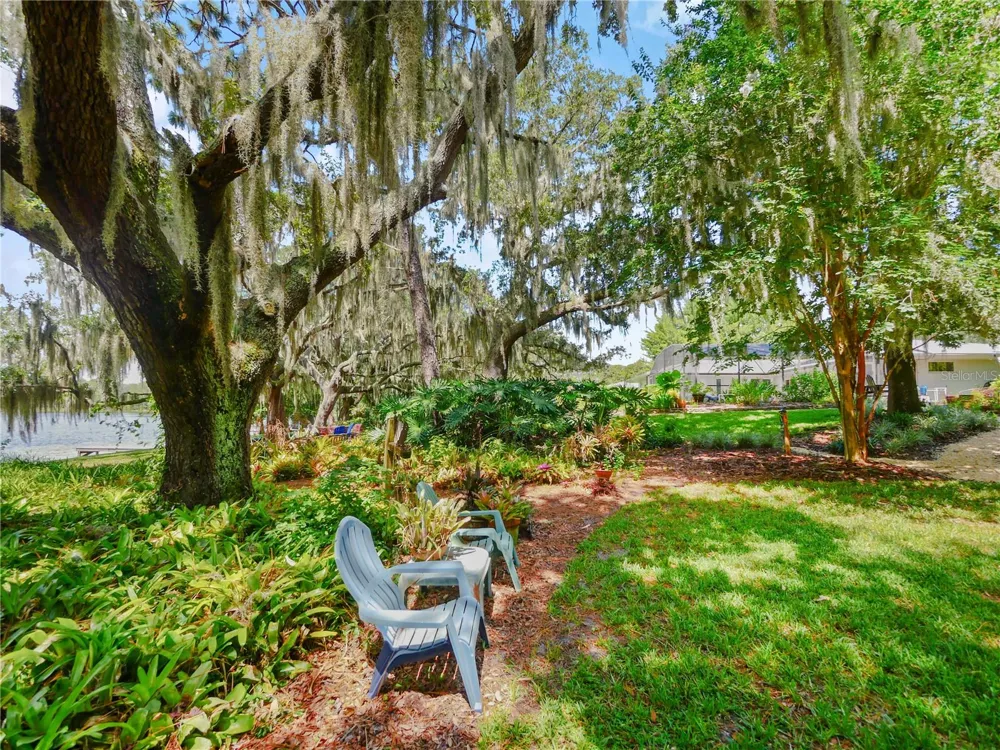 5701 CROSS FOX LANE Oviedo, FL 32765