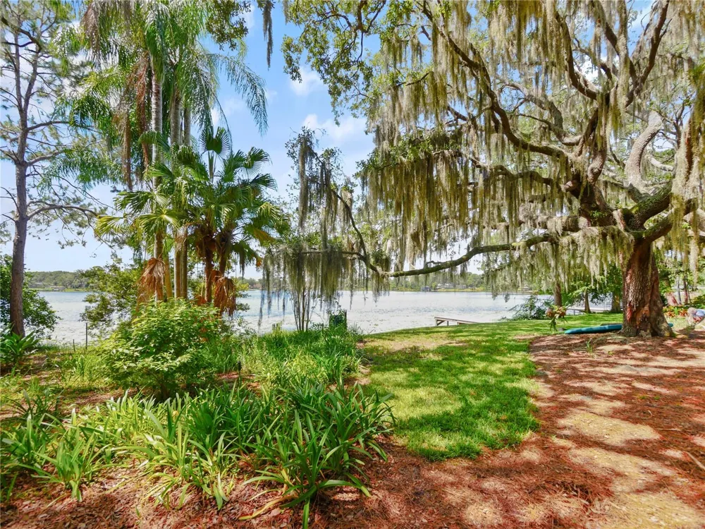 5701 CROSS FOX LANE Oviedo, FL 32765