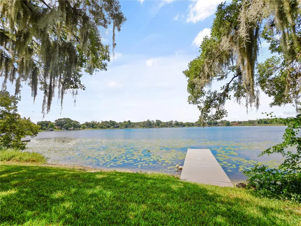 5701 CROSS FOX LANE Oviedo, FL 32765