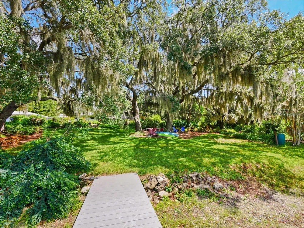 5701 CROSS FOX LANE Oviedo, FL 32765