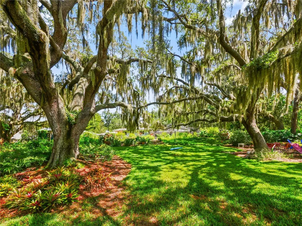5701 CROSS FOX LANE Oviedo, FL 32765