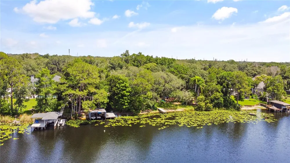 5701 CROSS FOX LANE Oviedo, FL 32765