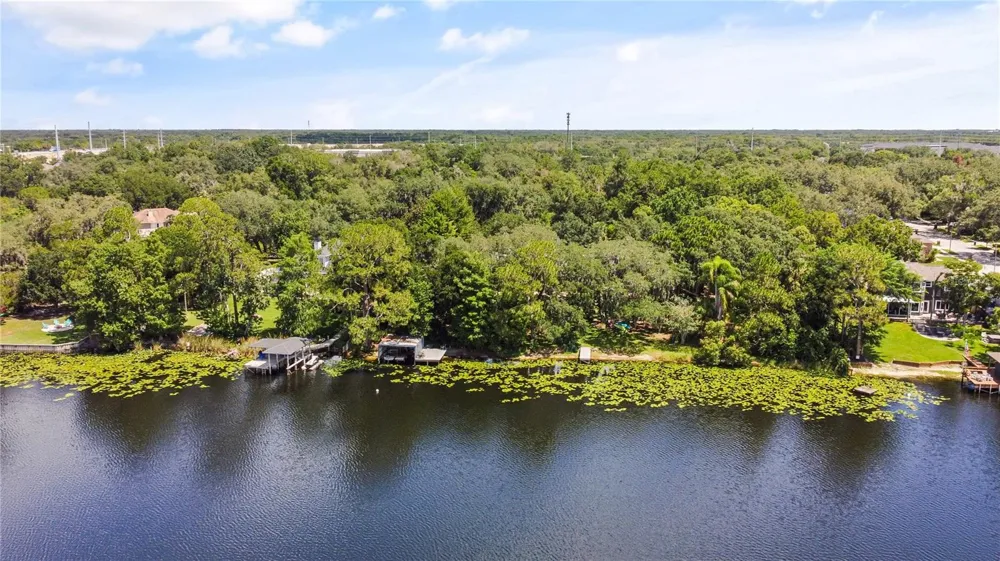 5701 CROSS FOX LANE Oviedo, FL 32765