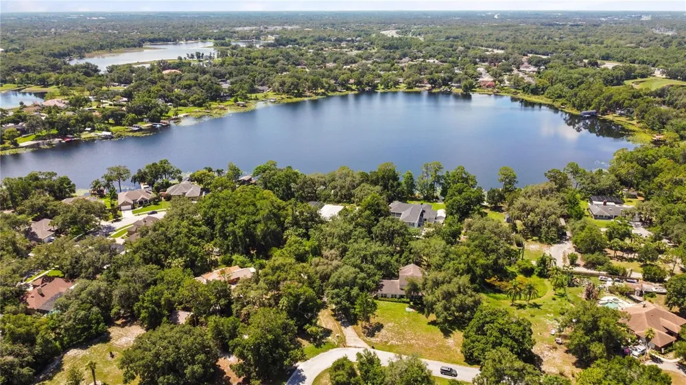5701 CROSS FOX LANE Oviedo, FL 32765