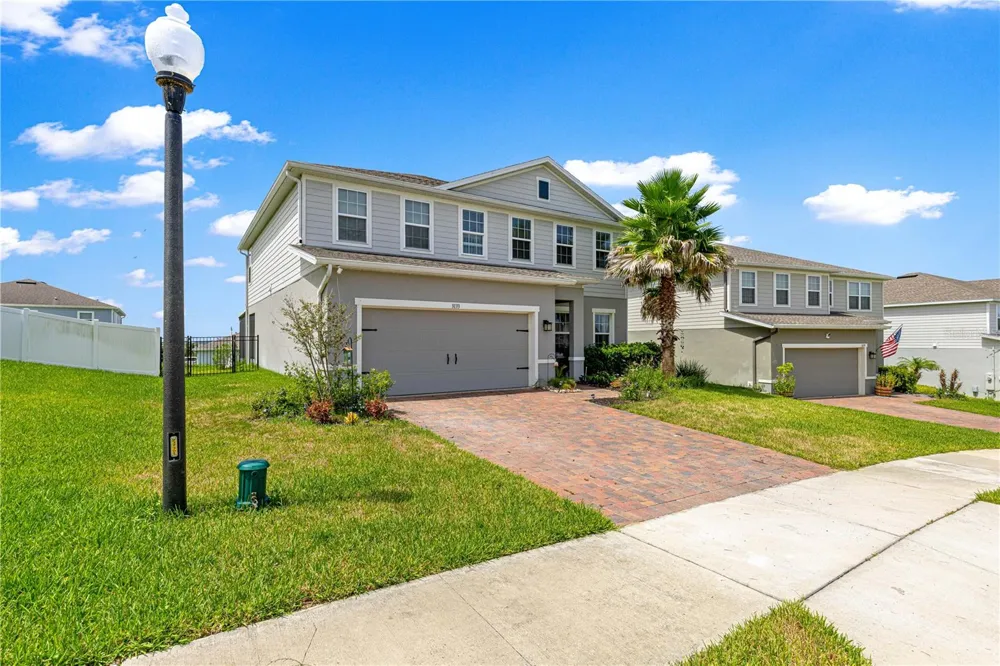 3133 HILL POINT STREET Minneola, FL 34715