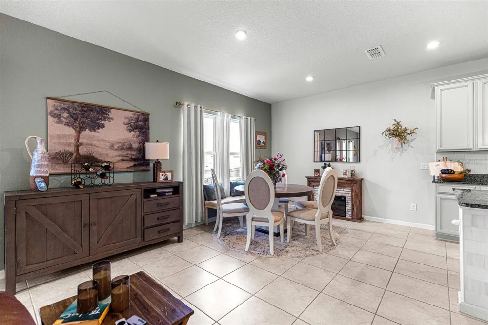3133 HILL POINT STREET Minneola, FL 34715