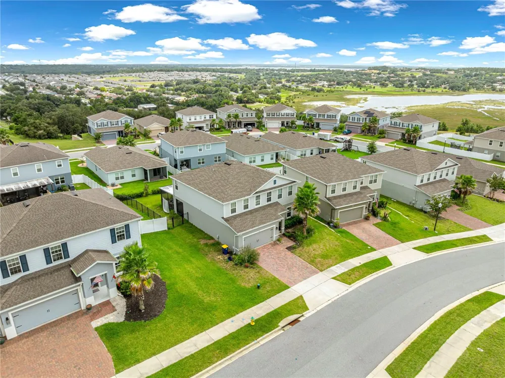 3133 HILL POINT STREET Minneola, FL 34715