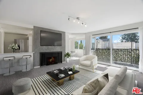 1230 Horn Avenue #200