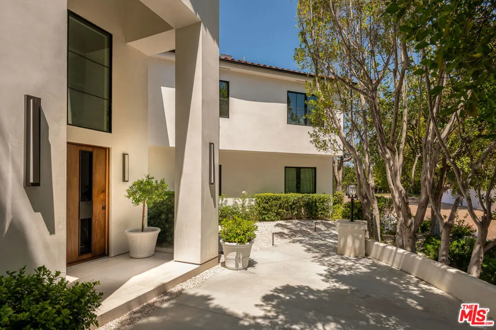 5192 Parkway Calabasas Calabasas, CA 91302