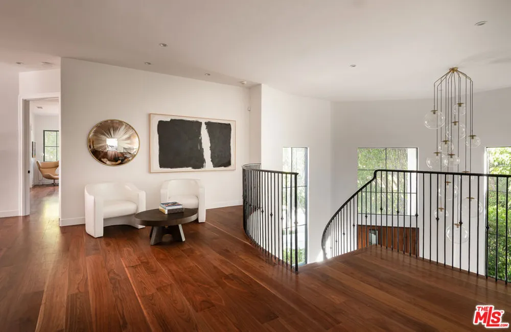 5192 Parkway Calabasas Calabasas, CA 91302