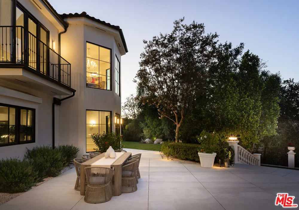 5192 Parkway Calabasas Calabasas, CA 91302