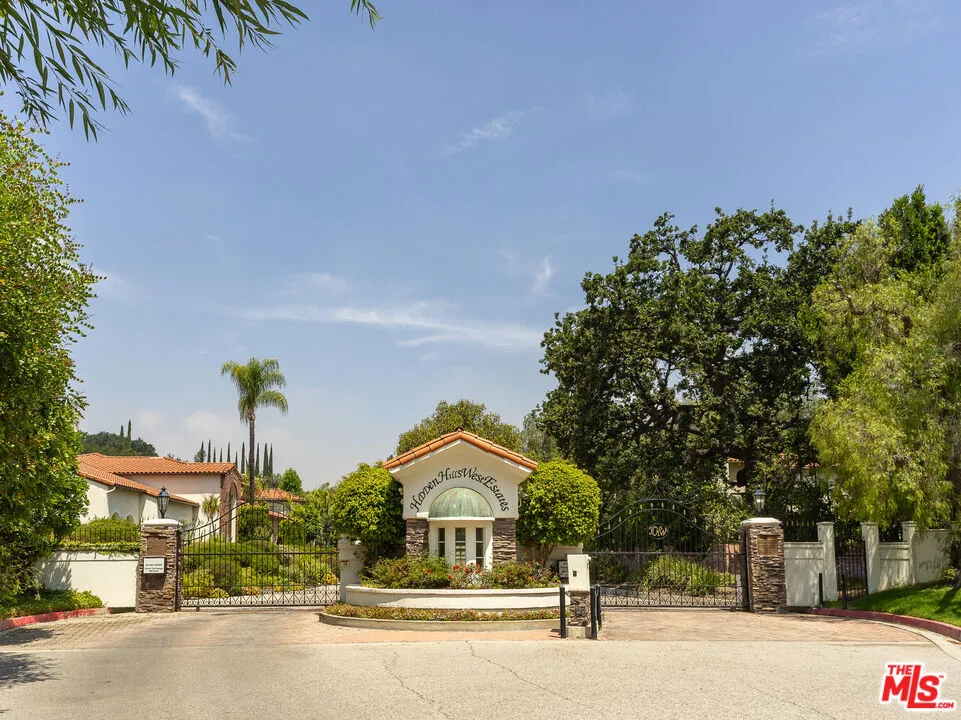 5192 Parkway Calabasas Calabasas, CA 91302