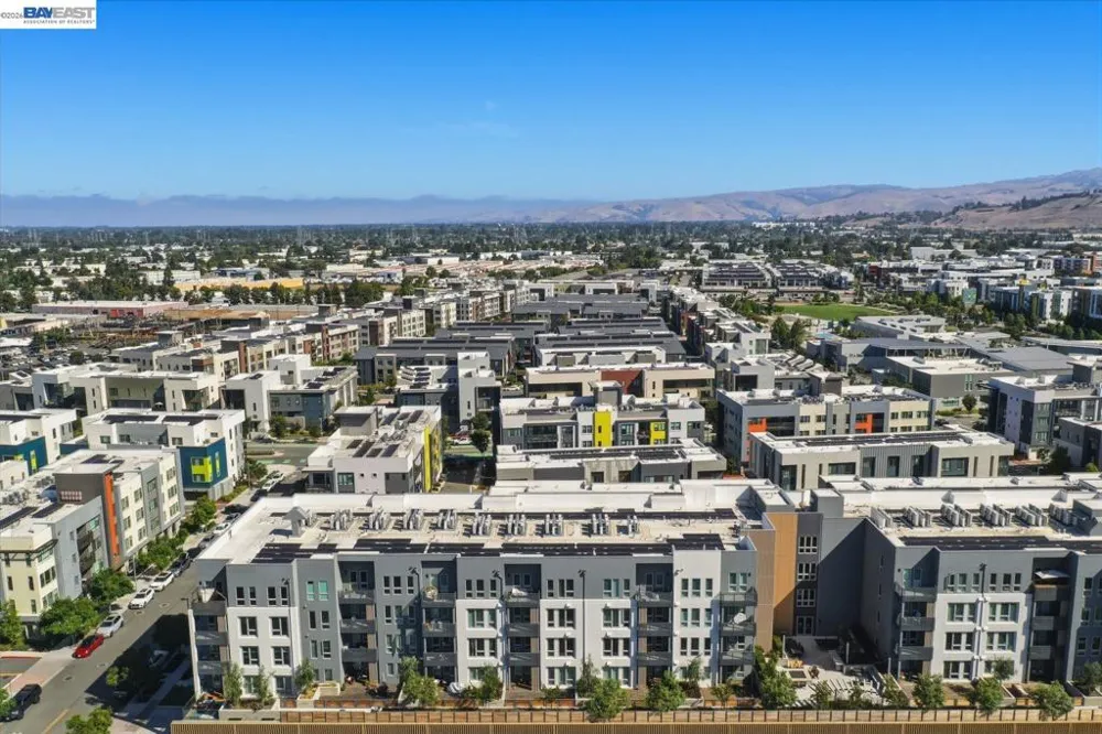 3698 Vision Cmn #414 Fremont, CA 94538