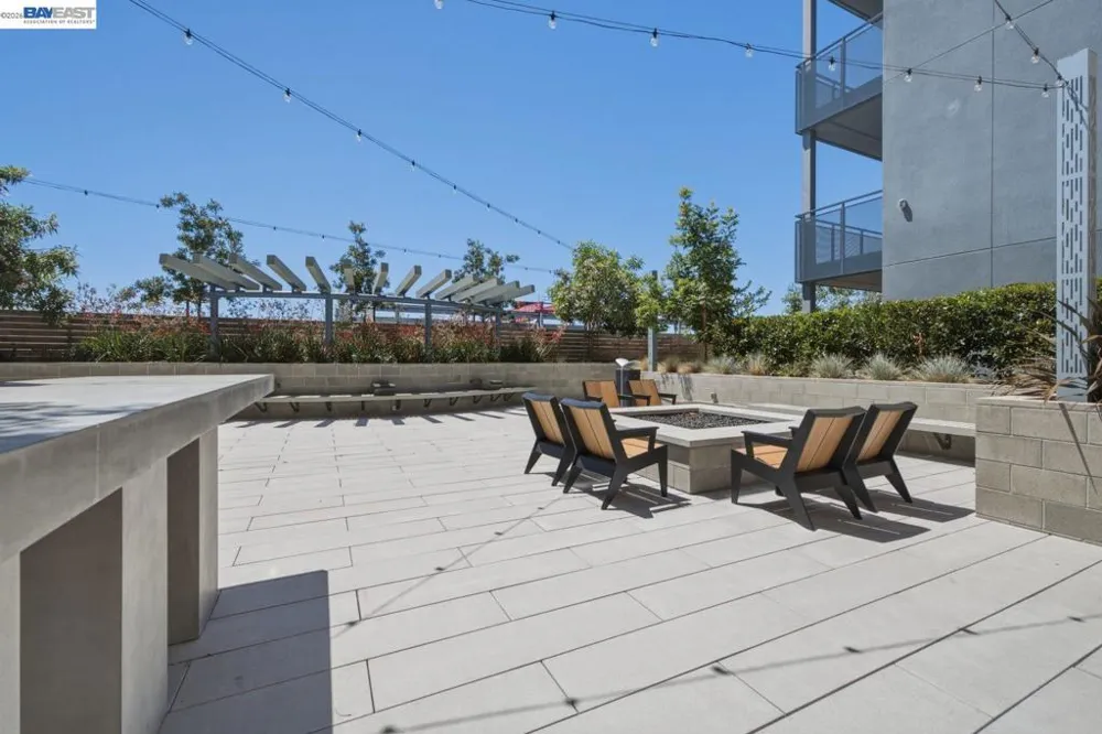 3698 Vision Cmn #414 Fremont, CA 94538