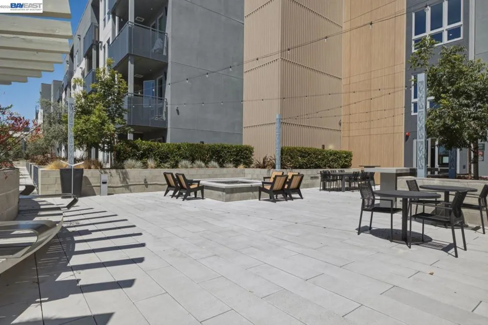 3698 Vision Cmn #414 Fremont, CA 94538