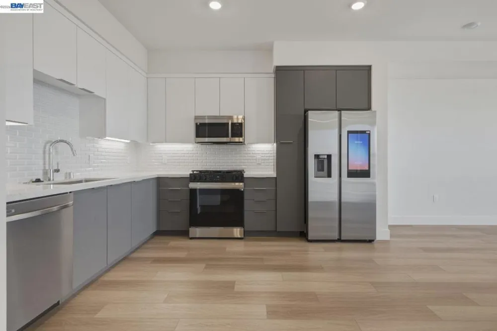 3698 Vision Cmn #414 Fremont, CA 94538