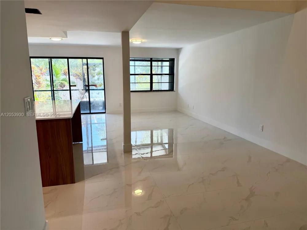 2601 40th Ave #A-9 Hollywood, FL 33021