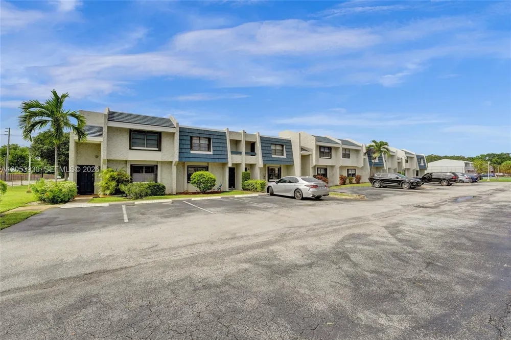 2601 40th Ave #A-9 Hollywood, FL 33021