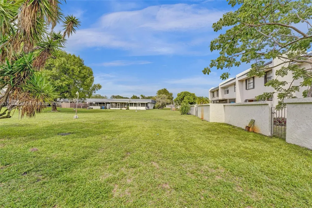2601 40th Ave #A-9 Hollywood, FL 33021